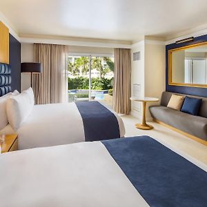 Double Room Swim Up
